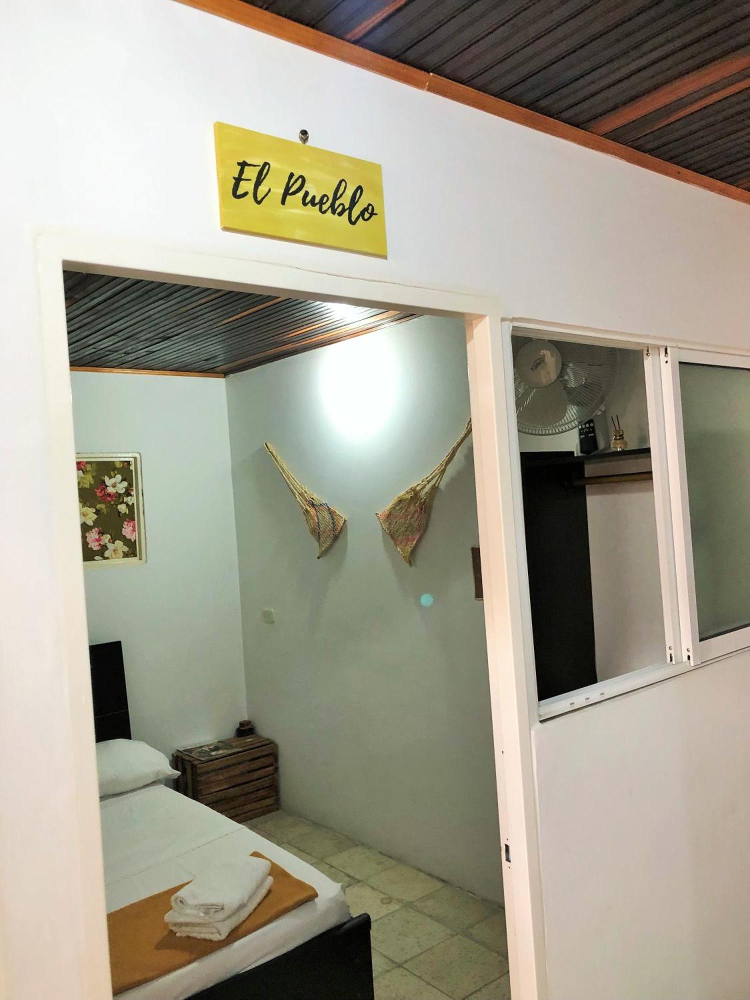 Hospedaje Los Capuchinos Socorro Εξωτερικό φωτογραφία